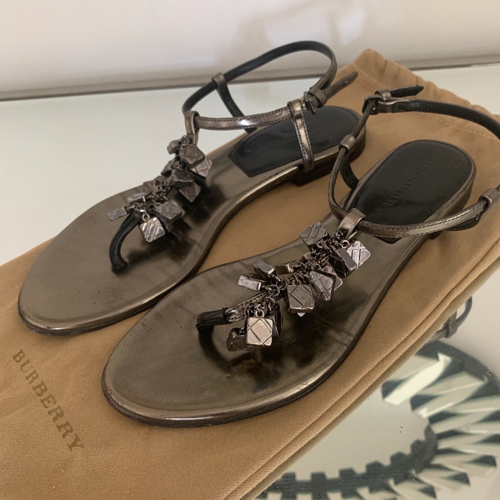 Burberry Embellished Thong Sandals| Size:7.5